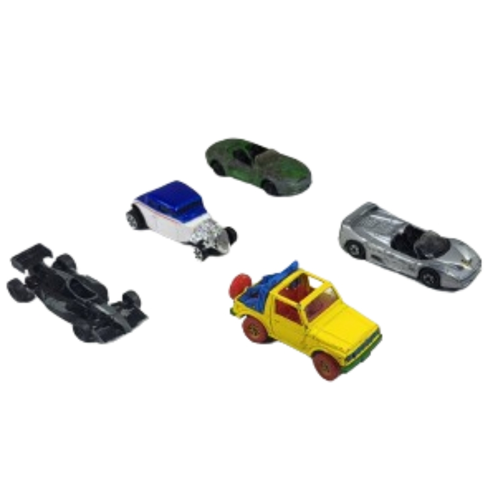 Maisto loose car lot of 5 1:64th Scale